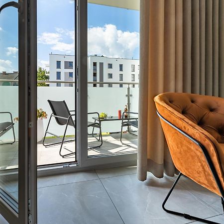 Apartament Przystan Ilawa Green Bagian luar foto
